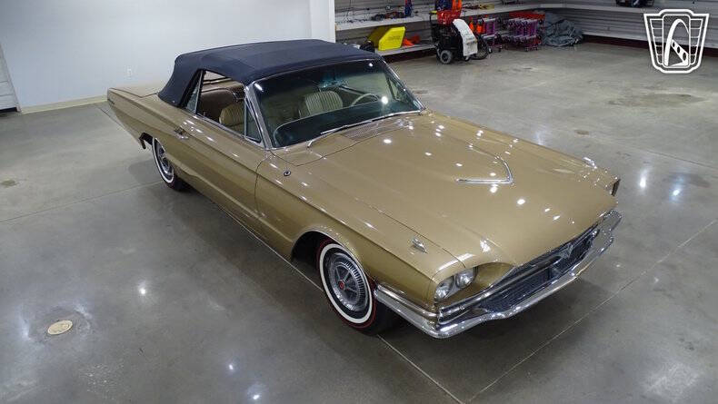 1966 Ford Thunderbird