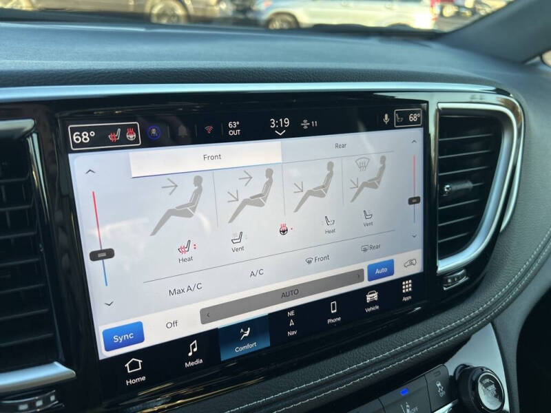 2026 Chrysler Pacifica Limited