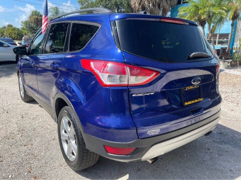 2015 Ford Escape SE