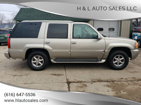 2000 Cadillac Escalade for sale at H & L AUTO SALES LLC in Wyoming MI