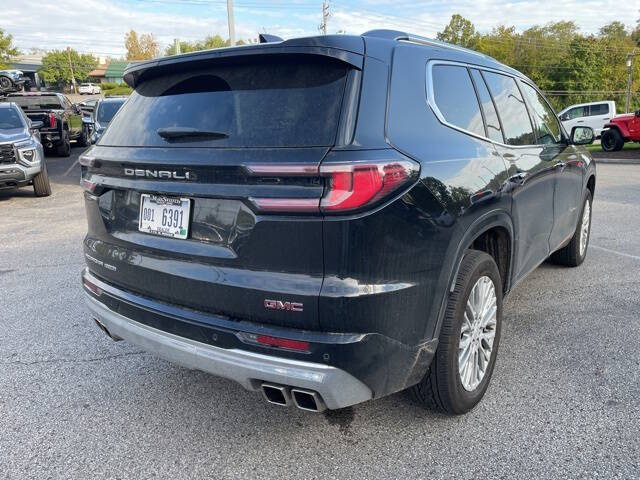 2024 GMC Acadia Denali