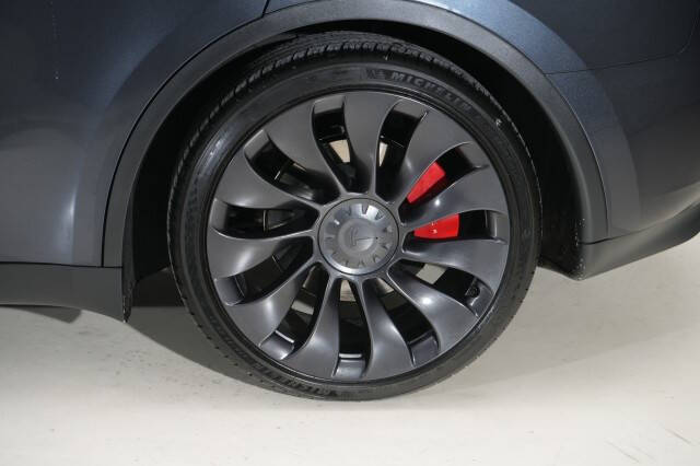 2024 Tesla Model Y Performance