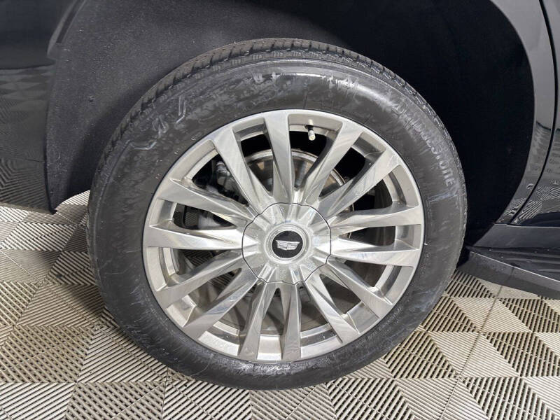 2022 Cadillac Escalade Premium Luxury