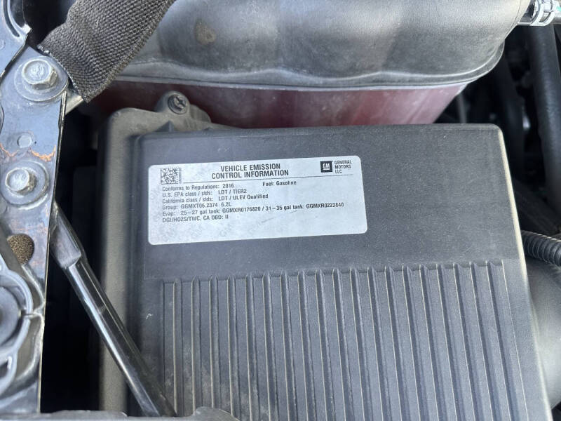 2016 Cadillac Escalade Luxury Collection