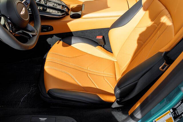 2026 Aston Martin Vantage Roadster