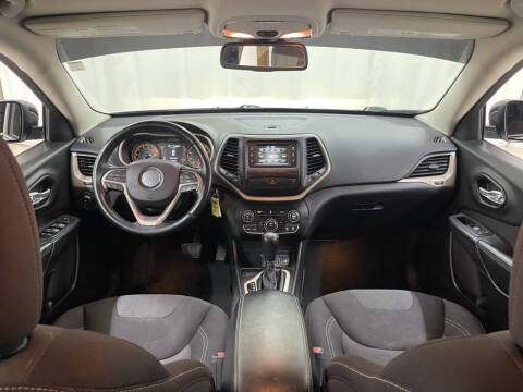 2016 Jeep Cherokee Latitude Altitude