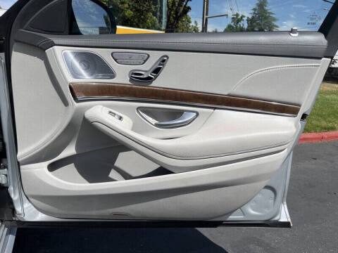 2015 Mercedes-Benz S-Class S 550