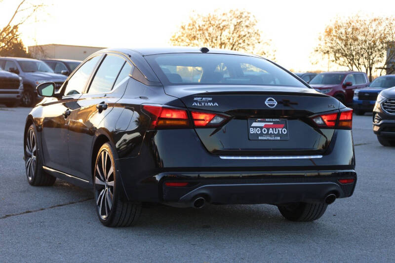 2022 Nissan Altima 2.5 SR
