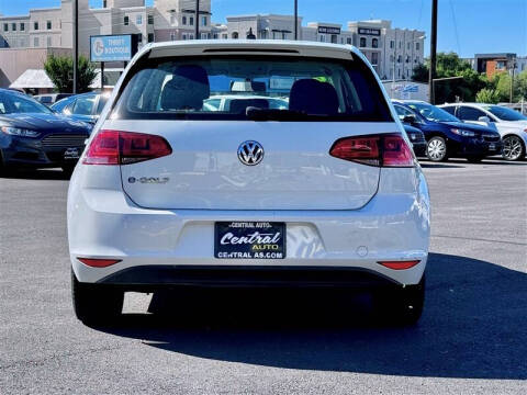 2016 Volkswagen e-Golf SE