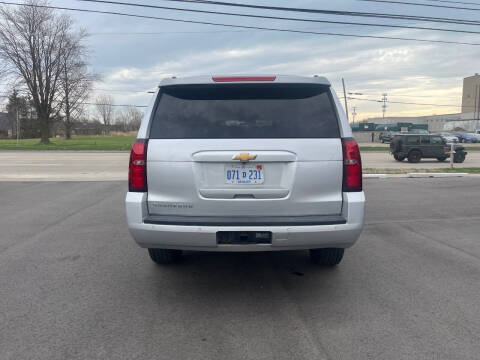 2017 Chevrolet Suburban LT