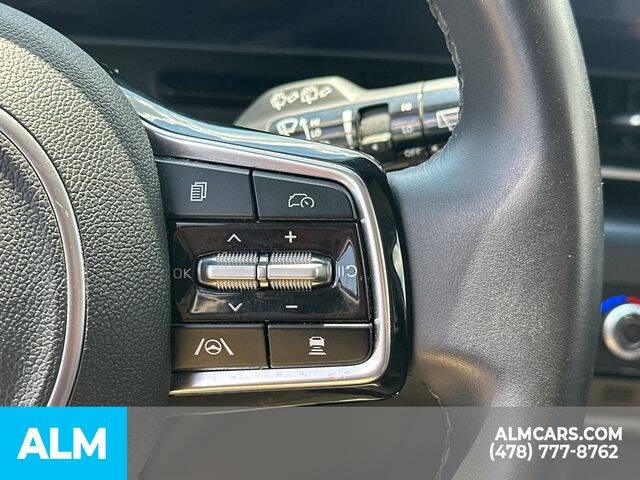 2025 Kia Carnival LXS