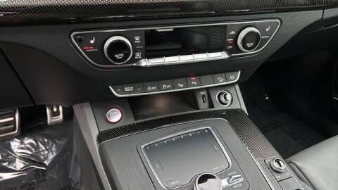 2020 Audi SQ5 3.0T quattro Prestige