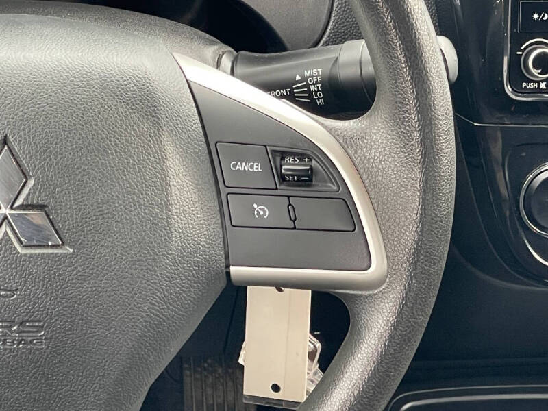 2024 Mitsubishi Mirage G4 LE