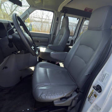 2013 Ford E-Series E-250
