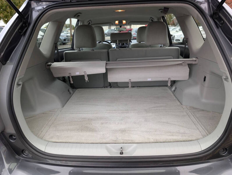 2012 Toyota Prius v Three