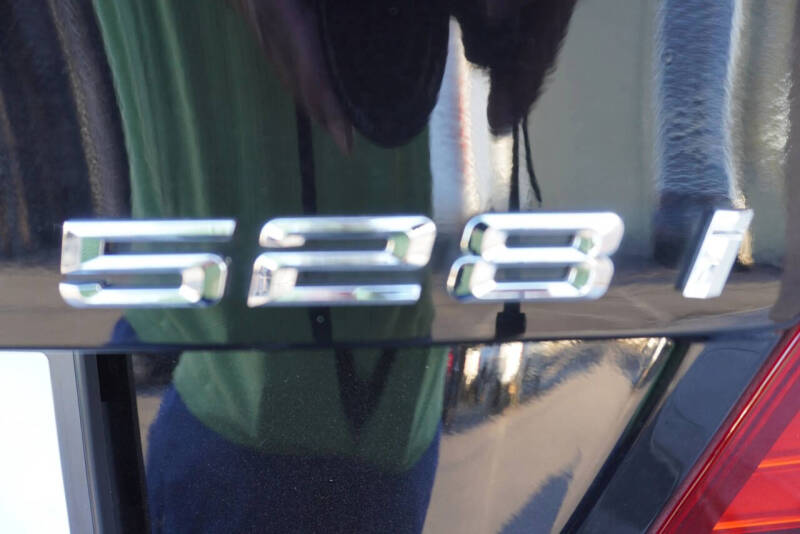 2015 BMW 5 Series 528i