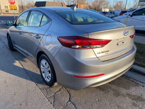 2017 Hyundai Elantra SE