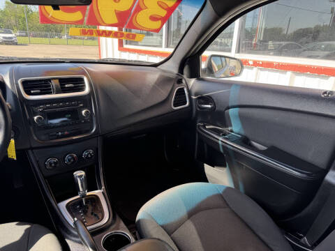 2013 Dodge Avenger SE