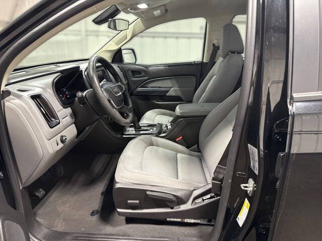 2021 GMC Canyon Elevation Standard