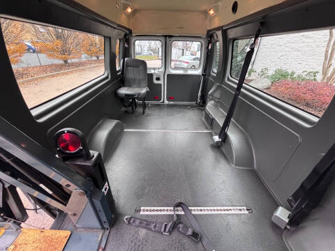 2011 Ford E-Series E-250