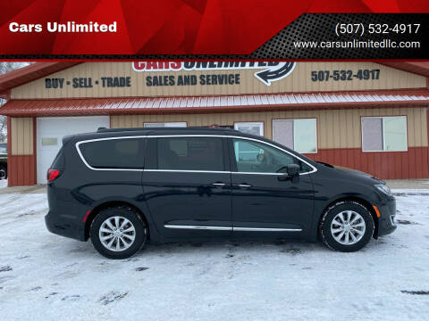 2017 Chrysler Pacifica for sale at Cars Unlimited in Marshall MN