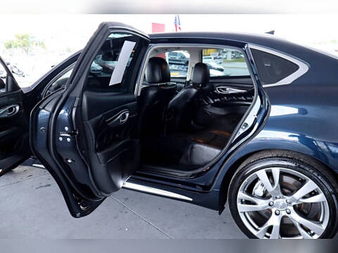 2018 Infiniti Q70L 3.7 Luxe