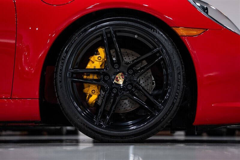 2017 Porsche 911 Carrera