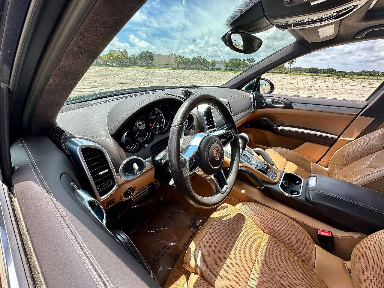 2017 Porsche Cayenne 26
