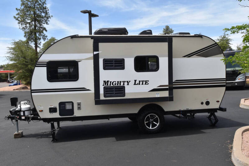 2019 Pacific Coachworks Mighty Lite Mini
