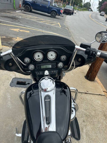 2012 Harley-Davidson Street Glide FLHX