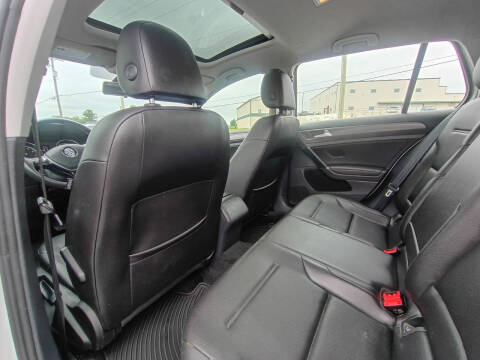 2020 Volkswagen Golf TSI