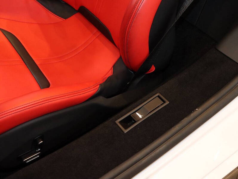 2024 Ferrari SF90 Spider