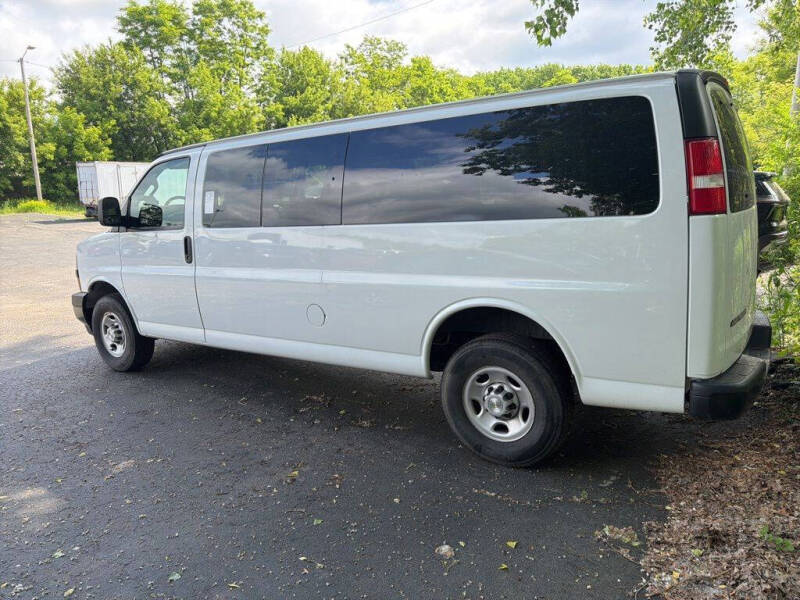 2023 Chevrolet Express LS 3500