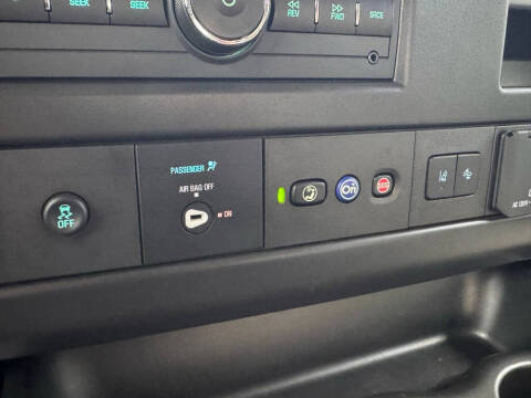 2025 Chevrolet Express 2500