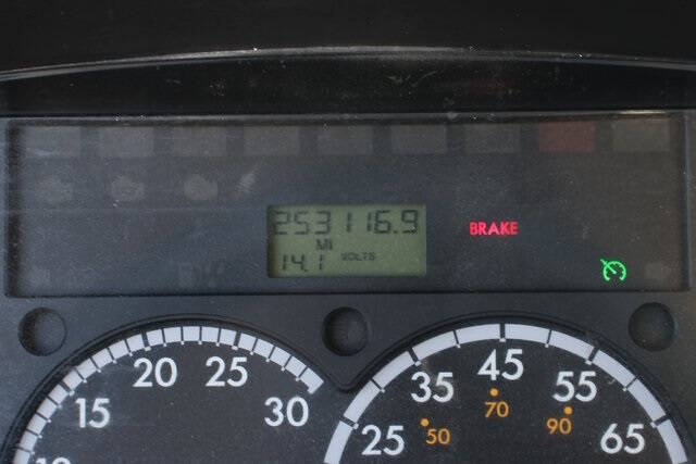 2015 Freightliner M2 106