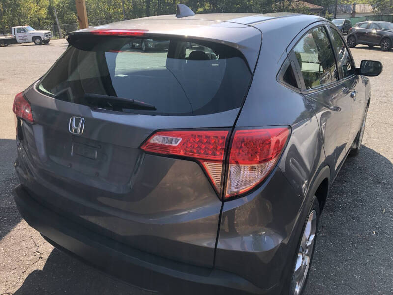 2017 Honda HR-V LX