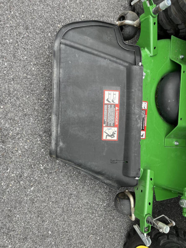 2022 John Deere 1025R