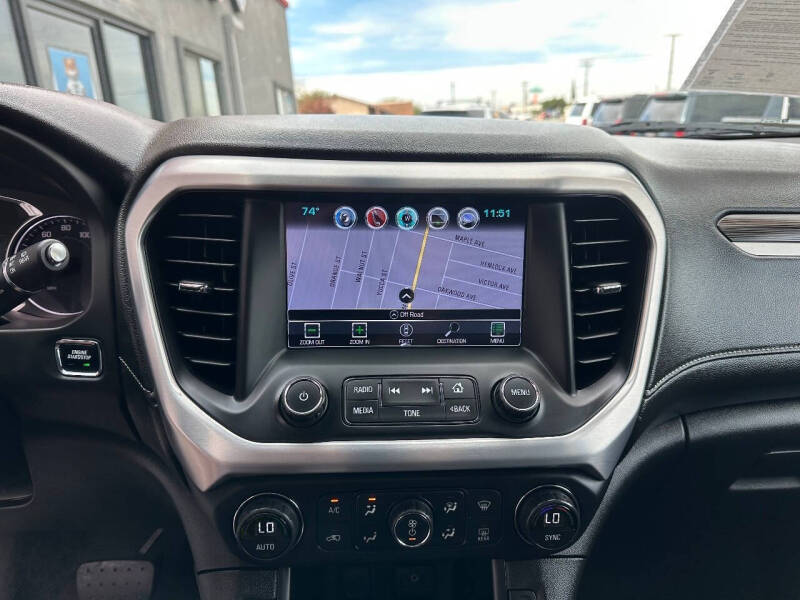 2017 GMC Acadia SLT-1