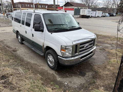 2014 Ford E-Series E-350 SD XL