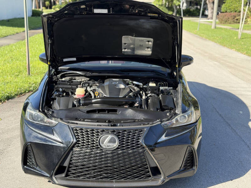 2018 Lexus IS 300