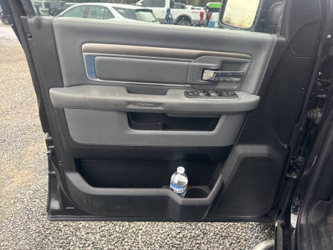 2017 RAM 1500 Big Horn