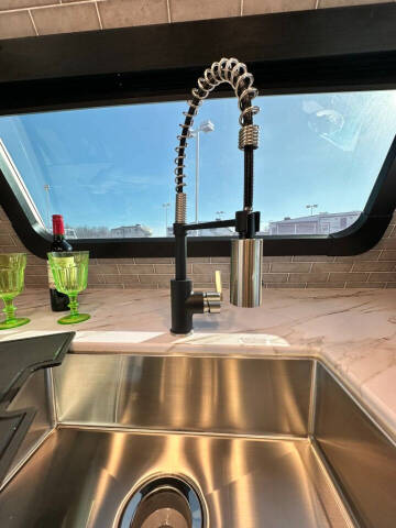 2024 Dutchmen Kodiak 2921FKDS