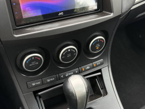 2012 Mazda MAZDA3 s Touring