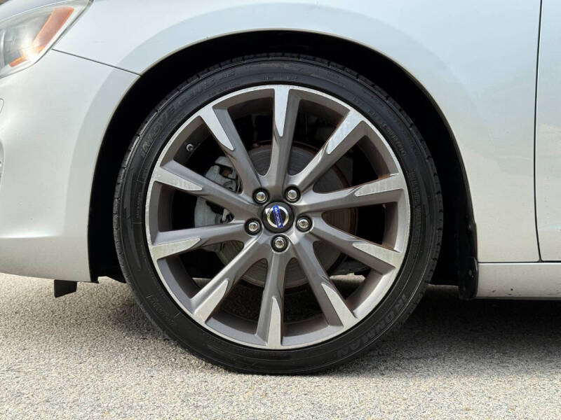 2015 Volvo V60 T5 Drive-E Platinum