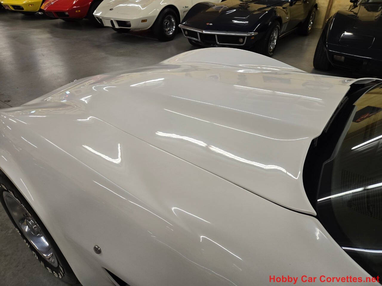 1977 Chevrolet Corvette 34