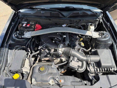 2014 Ford Mustang V6