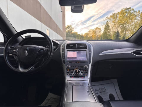 2020 Lincoln MKZ Standard