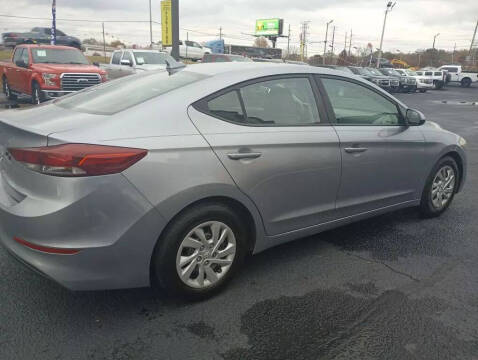 2017 Hyundai Elantra