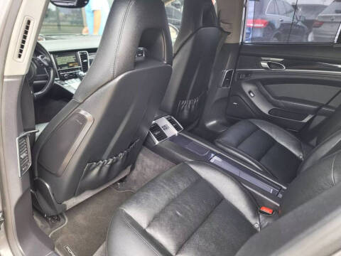 2014 Porsche Panamera