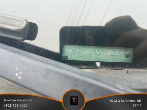 2016 Ford Taurus Limited